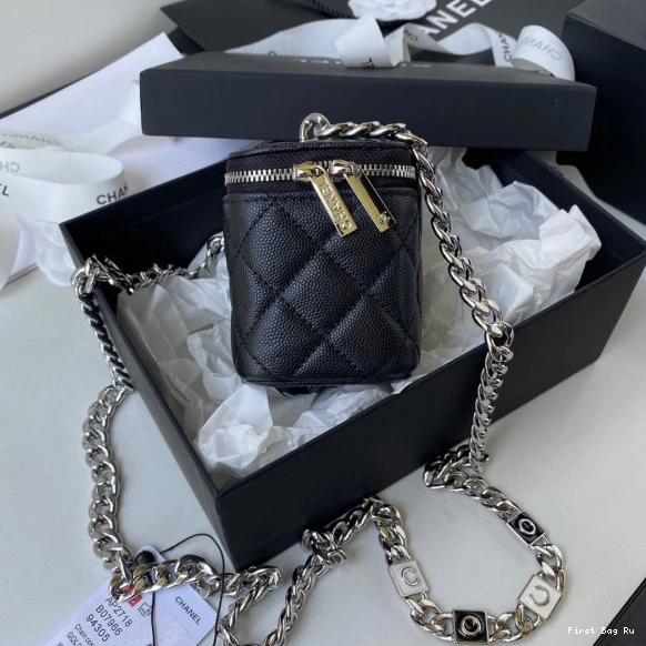 First Bag Ru CHANEL VANITY CASE 0707